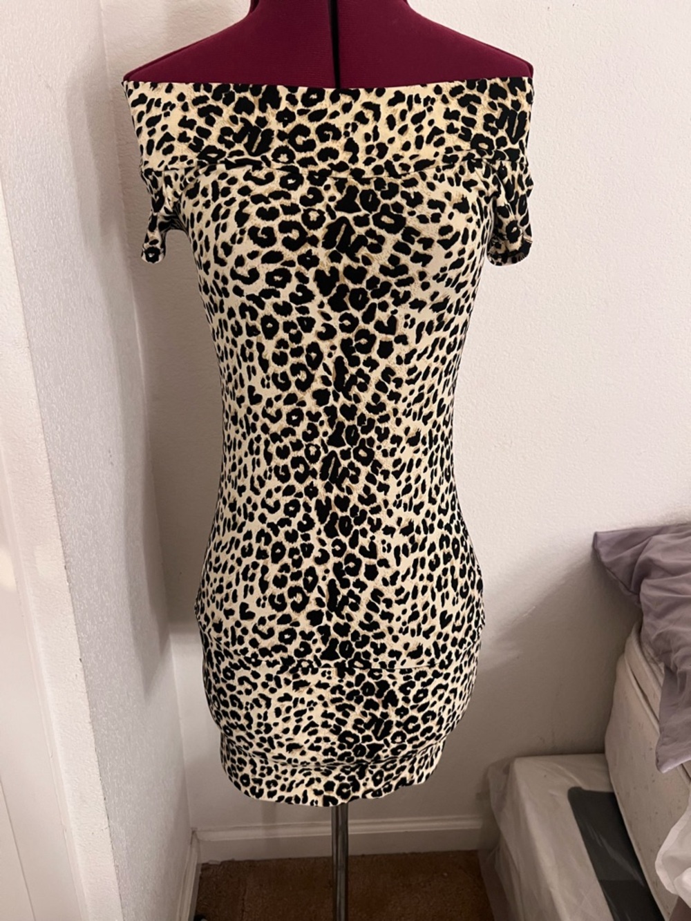 Off-Shoulder Leopard Print Mini Dress - Black & Cream
